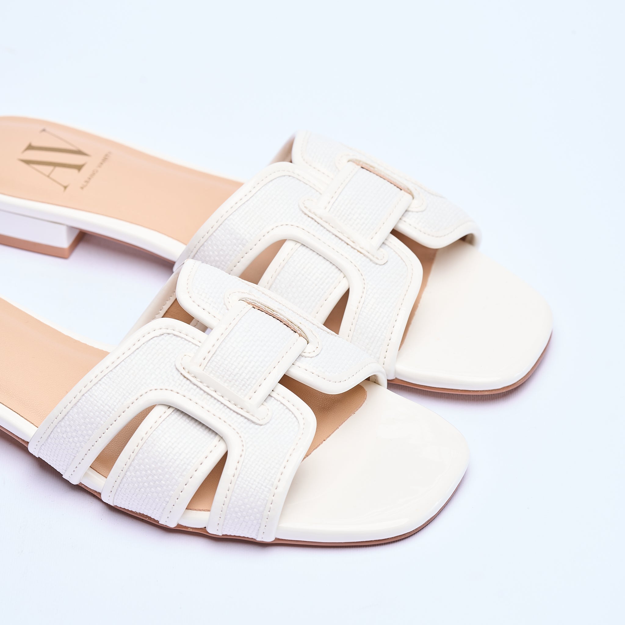 Slippers Divine White | 7075